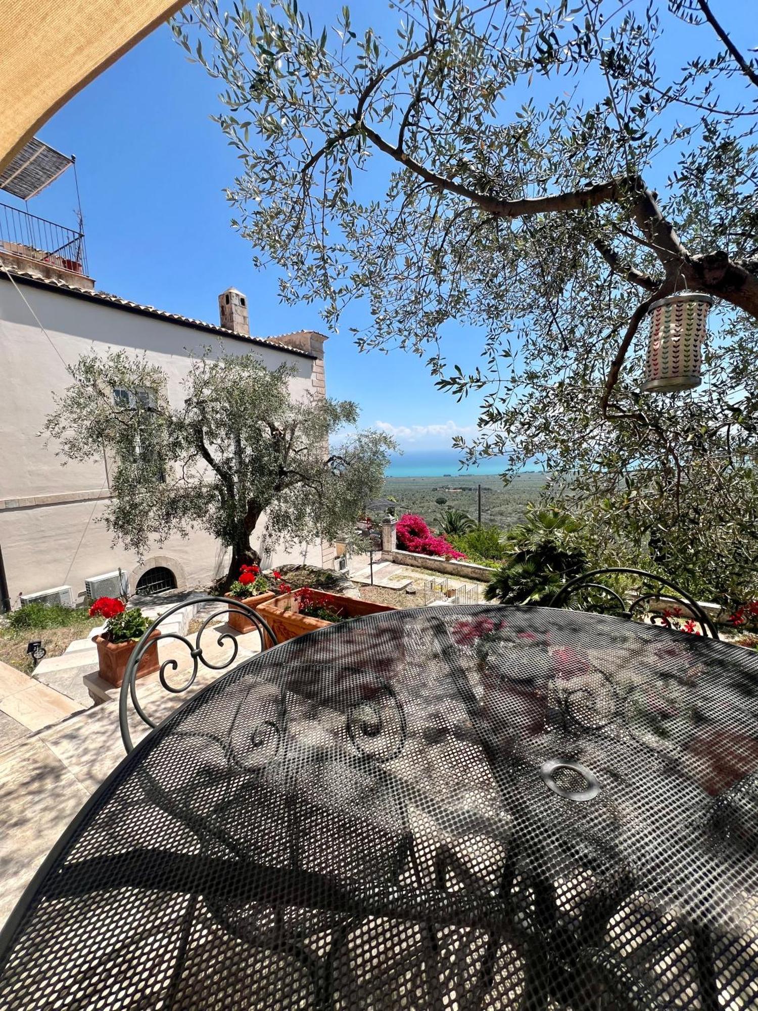 Villa In Gargano - Villa Basso 몬테산탄젤로 외부 사진